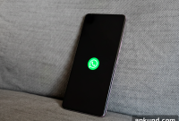 WhatsApp Launches Group Chat History Feature