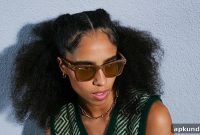 Meta Smart Glasses Drop to Their Lowest Price Right Now