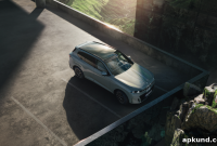 BMW’s New Electric X5 Outclasses the Tesla Model Y