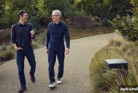 Apple to Expand Movie and TV Production, Incoming CEO Says