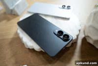 Samsung Phone Division Records First-Ever Loss