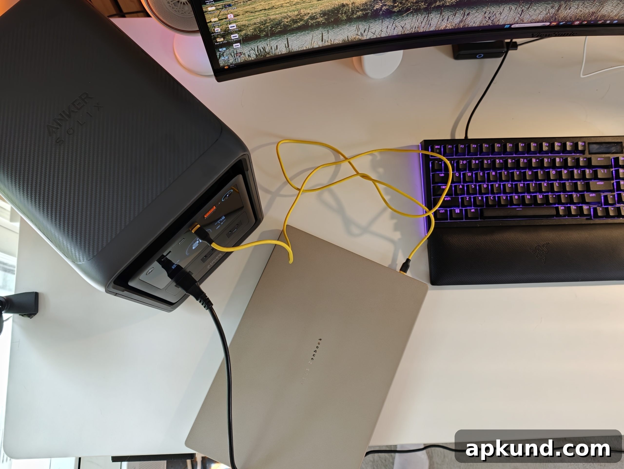 Anker SOLIX S2000 side view