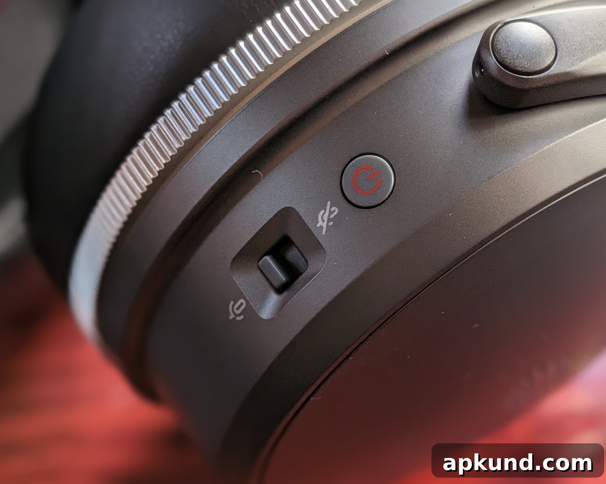 Audeze Maxwell 2 ANC headphones side view